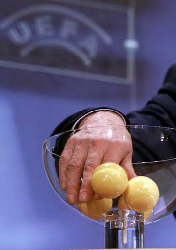 Με τη Λανς ο Παναθηναϊκός, με την Παρί Σεν Ζερμέν η ΑΕΚ στους «32» του Κυπέλλου UEFA