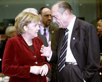 Αυστηρότερη γραμμή για τη διεύρυνση υιοθετεί η Ευρωπαϊκή Ένωση