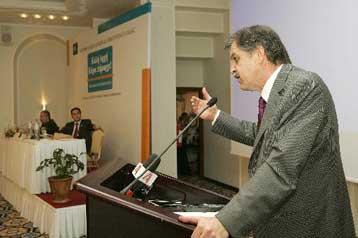 Έκτακτο συνέδριο ζητά ο πρόεδρος της ΚΕΔΚΕ για τις αλλαγές στον τρόπο εκλογών