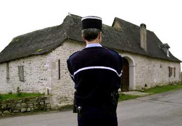 Πέντε ανήλικοι μαθητές φυλακίστηκαν στη Γαλλία για βιασμό 13χρονου κοριτσιού