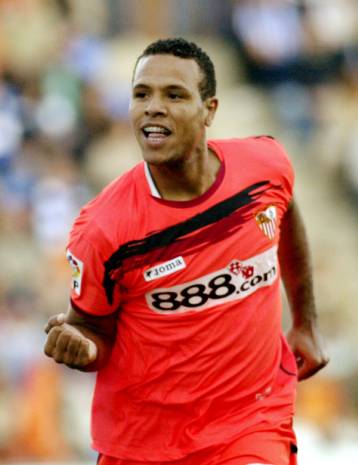 Πρωτιά της Σεβίλης απούσης της Μπαρτσελόνα, με 10 η Ρεάλ νίκησε την Εσπανιόλ