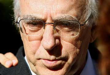 Η κόντρα Σουφλιά-Αλογοσκούφη για τον ΟΤΕ επισκιάζει τη συζήτηση για τον προϋπολογισμό