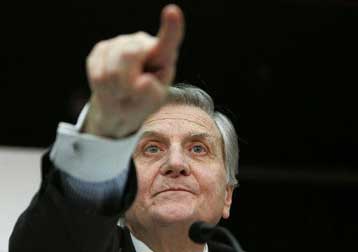 Τα επιτόκια είναι ακόμη χαμηλά, λέει ο πρόεδρος της ΕΚΤ Ζαν-Κλοντ Τρισέ