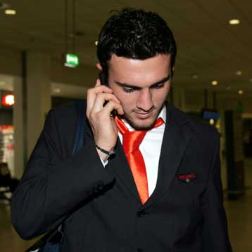 Ο Τοροσίδης στα «ερυθρόλευκα» με αντάλλαγμα τον Κωστούλα