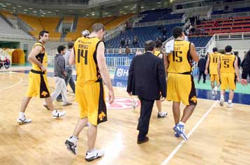 Προκρίθηκε στους «16» ο ΠΑΟΚ, συντριβή της ΑΕΚ από την Χέμοφαρμ