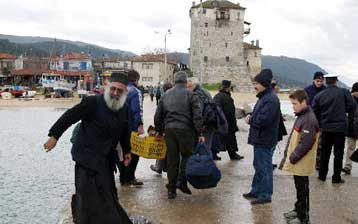 Επεισόδια στις Καρυές του Αγίου Όρους με τρεις τραυματίες μοναχούς