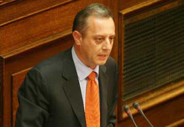 Κόντρα στη Βουλή για την οικονομία κατά τη συζήτηση του προϋπολογισμού