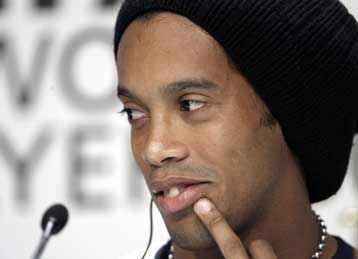 Την ισπανική υπηκοότητα θέλει να πάρει ο Ροναλντίνιο