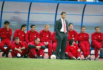 Ο Σόλιντ που φεύγει και ο Λεμονής που ξανάρχεται στο Λιμάνι