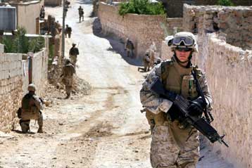 Αντιμέτωποι με βαρύτατες κατηγορίες οκτώ Αμερικανοί για τη σφαγή στη Χαντίθα