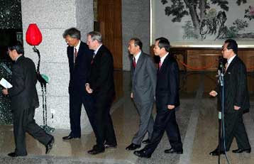 Ακαρπες οι πρώτες εξαμερείς διαπραγματεύσεις για τη Β.Κορέα μετά από ένα χρόνο