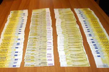 Στον εισαγγελέα ο υπάλληλος που φέρεται να εμπλέκεται στην υπόθεση των πλαστών ευρώ