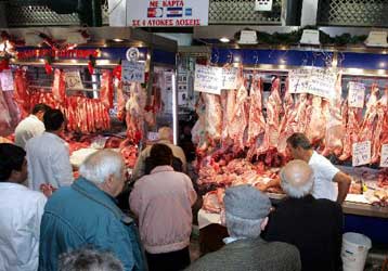 Στα ύψη παραμένουν οι τιμές του κρέατος και των οπωροκηπευτικών