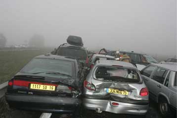 Τουλάχιστον 21 τραυματίες σε καραμπόλα 50 οχημάτων σε γαλλικό αυτοκινητόδρομο