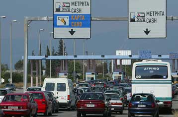 Σε επιφυλακή η Τροχαία εν όψει της επιστροφής των εκδρομέων των Χριστουγέννων