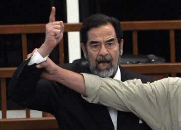 Tο ιρακινό Εφετείο επικύρωσε τη θανατική καταδίκη για τον Σαντάμ Χουσεΐν