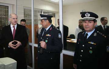 Αντιπαράθεση Πολύδωρα-αντιπολίτευσης για την αύξηση της εγκληματικότητας