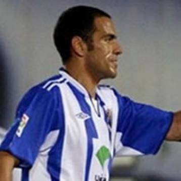 Επαφές με αρκετές ομάδες υποστηρίζει ότι έχει ο Σάλβα Μπαγέστα