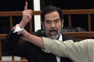 Δεν απαντάς με έγκλημα στο έγκλημα, λέει το Βατικανό για τη θανατική καταδίκη Σαντάμ