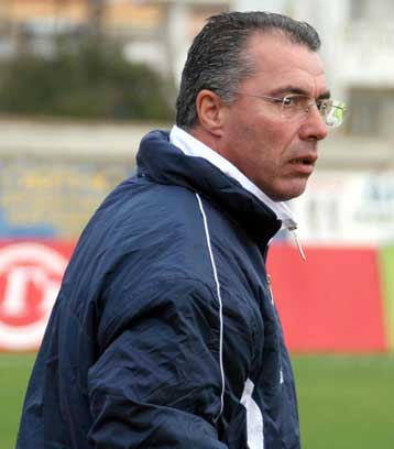 Μετά τον Μπαστιανίνι, ο Ιωνικός απέκτησε τον Χοσέ Φαμπιάν Ραμίρες