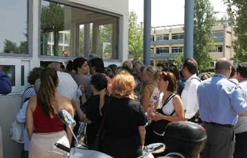 Αναστέλλεται για έξι μήνες η εφαρμογή της 48ωρης εβδομαδιαίας εργασίας των γιατρών