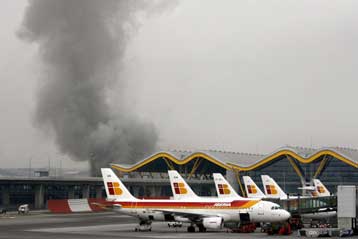 Επίθεση με παγιδευμένο αυτοκίνητο στο αεροδρόμιο της Μαδρίτης