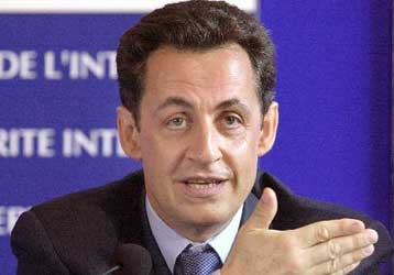 Ο Σαρκοζί μοναδικός υποψήφιος της γαλλικής Δεξιάς στις προεδρικές του Μαΐου