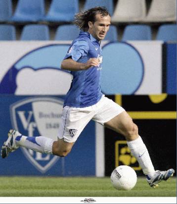 Μέχρι το 2010 θέλει στις τάξεις της τον Γκέκα η Μπόχουμ