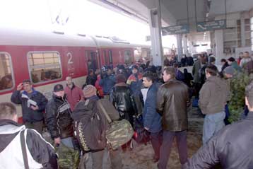 Ταλαιπωρία για επιβάτες του ΟΣΕ, λόγω εκτροχιασμού εμπορικής αμαξοστοιχίας στη Σίνδο