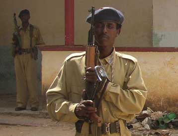 Τη διαφυγή των ισλαμιστών εξτρεμιστών από τη Σομαλία εμποδίζουν οι ΗΠΑ