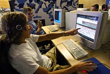 Διπλασιάστηκε σε τρία χρόνια ο ελληνικός πληθυσμός στο Διαδίκτυο