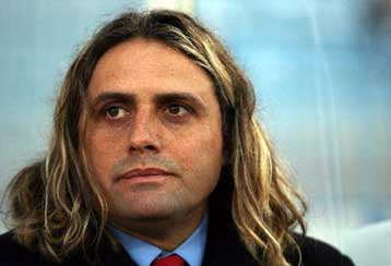 Ξεκίνησε το ξεκαθάρισμα ο Αρης απολύοντας τον στενότερο συνεργάτη του Όγιος