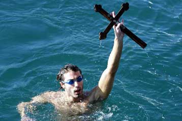 Με λαμπρότητα ο αγιασμός των υδάτων