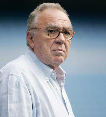 «Μείνετε πρώτοι» ζήτησε ο Κόκκαλης από τους παίκτες του Ολυμπιακού