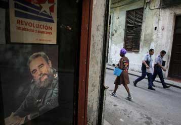 «Μήνες ζωής» δίνουν στον Φιντέλ Κάστρο οι αμερικανικές υπηρεσίες πληροφοριών