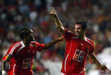 Ο Κατσουράνης έκανε έξι τα τερματά του με τη Μπενφίκα