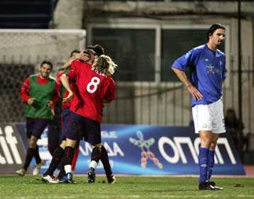 Ο Πανιώνιος, με 2-1, σταμάτησε το νικηφόρο σερί του Ηρακλή