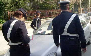 Σύγκρουση μοτοσικλέτας με το υπηρεσιακό όχημα του υπουργού Εσωτερικών