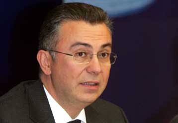 Απορρίπτει η κυβέρνηση τη σύσταση εξεταστικής επιτροπής για τις υποκλοπές