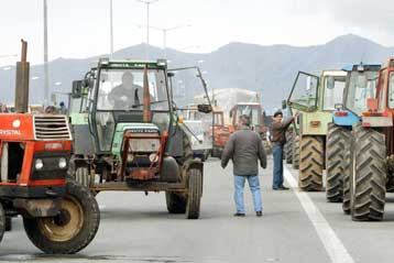 Αθώωση 29 αγροτών που πήραν μέρος στις αγροτικές κινητοποιήσεις του 2003