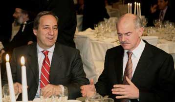 Βολές Παπανδρέου για την κυβερνητική πολιτική προς τους βιοτέχνες