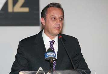 Αύξηση 8,7% στα δημόσια έσοδα στο σύνολο του 2006