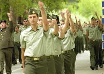 Προθεσμία για να απολογηθεί την Παρασκευή έλαβε ο αντισυνταγματάρχης-«ποντικός»