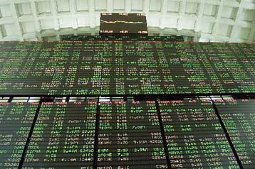 Την ενοχή έξι κατηγορουμένων για την υπόθεση του Χρηματιστηρίου ζητά ο εισαγγελέας