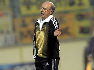 Να ξεχάσουν την Τούμπα ζήτησε ο Φερέρ από τους παίκτες του, νέα κόντρα για το γήπεδο