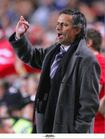 Δεν εντοπίζει πρόβλημα στα αποδυτήρια της Tσέλσι ο Μουρίνιο