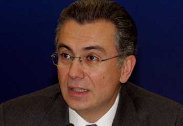 Η κυβέρνηση συμφωνεί με τη δημοσιοποίηση των ονομάτων των φυγόστρατων