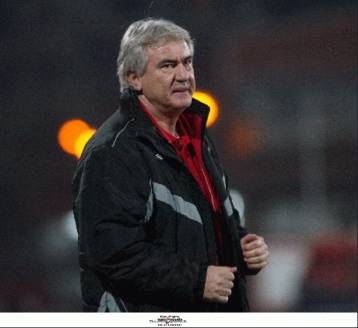 «Φωνάζει» ο Απόλλωνας για Κοντογιαννίδη-Δεν ευνοούμαστε, απαντά ο Μουνιόθ