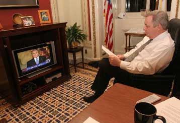 Απορρίπτουν τη στρατηγική για το Ιράκ οι Δημοκρατικοί, αντιδρούν και Ρεπουμπλικανοί