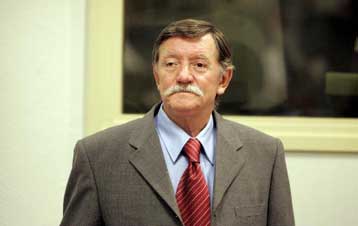 Λογοδοτεί στρατηγός των σερβοβοσνιακών δυνάμεων στην πολιορκία του Σαράγεβο